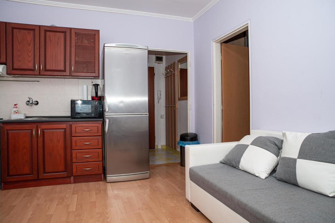 Lovely One Bedroom Apartment Nove Zamky Luaran gambar