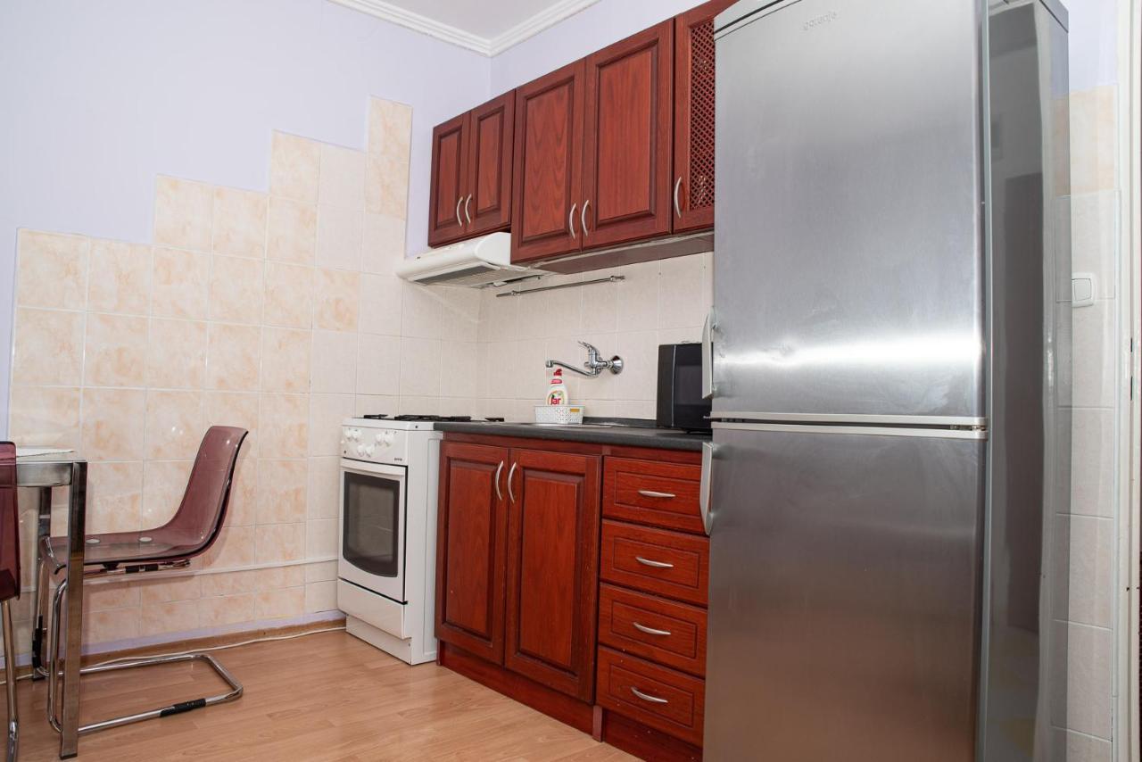 Lovely One Bedroom Apartment Nove Zamky Luaran gambar
